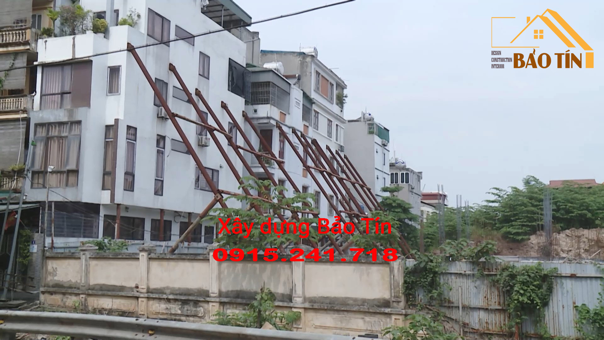 Nhà nghiêng nhà lún
